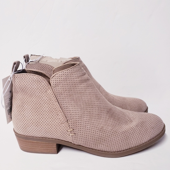 Choose Size & Color Universal Thread Dylan Laser Cut Ankle Booties Women's Choose Size & Color Universal Thread Dylan Laser Cut Ankle Booties Women's